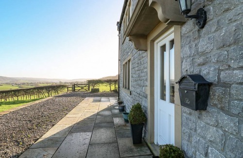 Ashford-in-the-Water Cottage | Cabin ∙ 3 bedrooms ∙ 6 guests