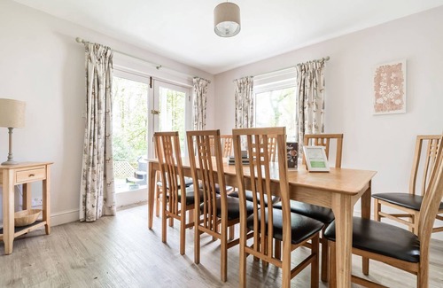 Bowness-on-Windermere Cottage | Cabin ∙ 5 bedrooms ∙ 10 guests