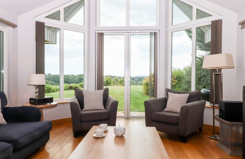 Eleighwater Cottage | Cabin ∙ 2 bedrooms ∙ 4 guests