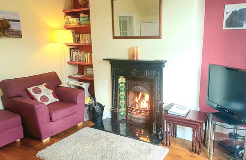 Creetown Cottage | Cabin ∙ 2 bedrooms ∙ 4 guests