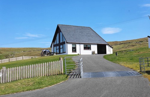 Glen Kyles Cottage | Cabin ∙ 3 bedrooms ∙ 6 guests