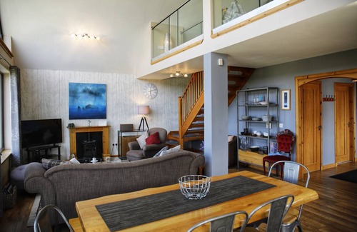 Glen Kyles Cottage | Cabin ∙ 3 bedrooms ∙ 6 guests