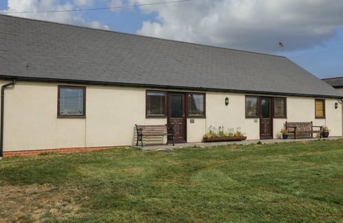 Hook Cottage | Cabin ∙ 2 bedrooms ∙ 4 guests