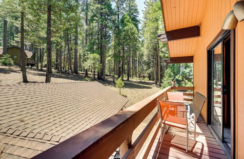 Arnold Cabin | Cabin Getaway Near Big Trees Park: Game Room, Deck