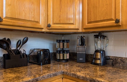 Sevierville Cabin | Cabin Haven! Theater, Game room, Hot Tub, Yard!