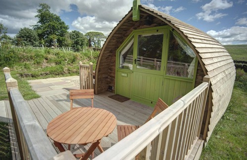 Langley-on-Tyne Ski Chalet | Cabin in Suffolk with Accessible Features