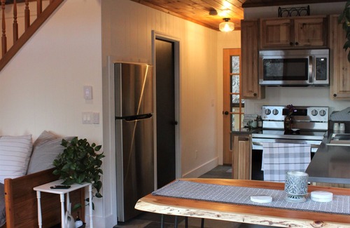 Wilkes County Cabin | Cabin in the Blue Ridge Mountains, nestled in the tree tops overlooking a creek