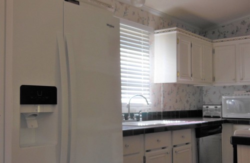 Warsaw House | CABIN IN THE WOODS , FAMILY AND PET FRIENDLY
