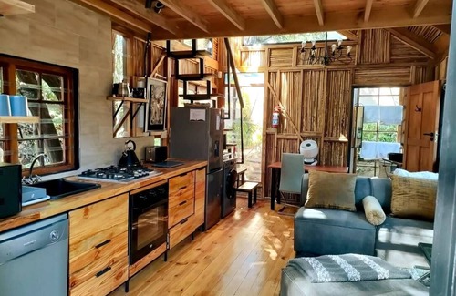 Scott Estate House | Cabin in the woods