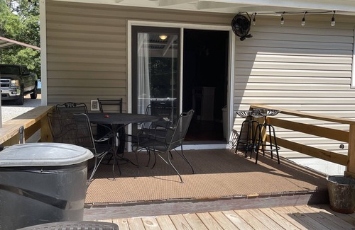 Oxford House | Cabin near boat ramp at Sardis Lake