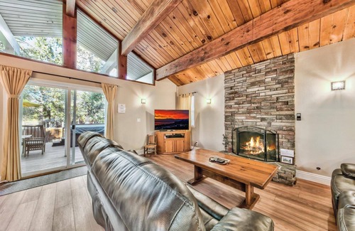 Country Club Estates Cabin | Cabin Nestled Among the Tall Pine