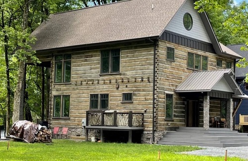 Nantahala Cabin | Cabin on Nantahala River with Hot tub/ Bryson City, NC 28713