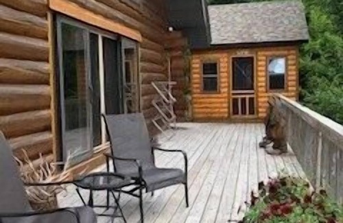 Lake Linden Cabin | Cabin on the Cove: Rustic Waterfront Cabin on Lake Superior—A True Keweenaw Escape