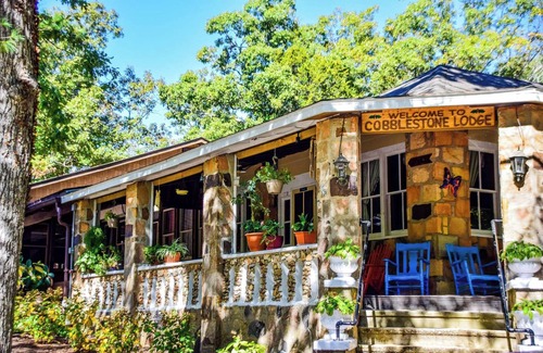 Steelville Cabin | Cabin on the Meramec River - Duplex Unit 16A