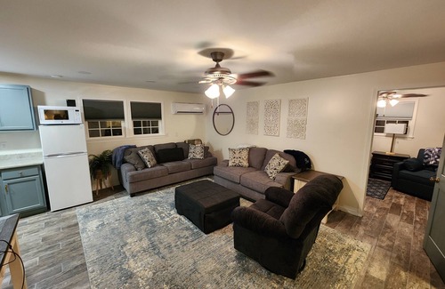 Gaylesville Cabin | Cabin on the river. 300 feet of waterfront and fishing. Weiss lake 5 mins away.