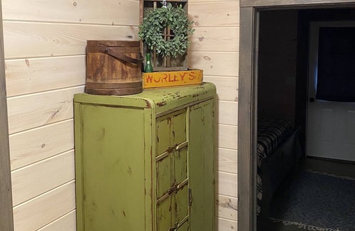 Burks Fork Cabin | Cabin on the Rocks w/ Hi Speed Internet