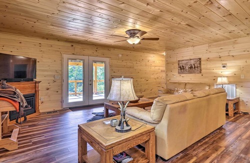 Tellico Plains Cabin | Cabin on Turkey Creek Ranch in Tellico Plaine