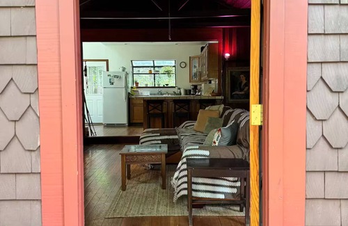 Camp Meeker House | Cabin Retreat! 2-BR w/PVT Deck in Camp Meeker