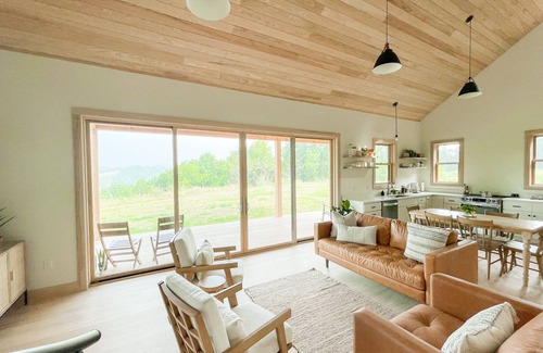 Lexington Cabin | Cabin Retreat at Stillhouse Farm NEW