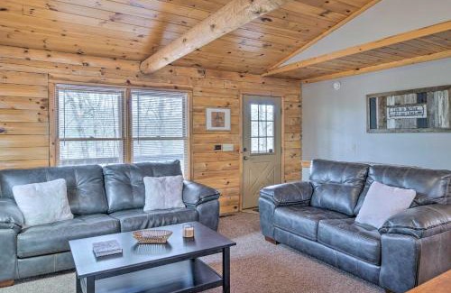 Shell Knob House | Cabin Retreat on Table Rock Lake with Fire Pit!