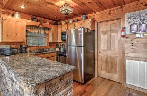 My Mountain Cabin | Cabin Sweet Cabin- Pet Friendly | Hot Tub | My Mountain