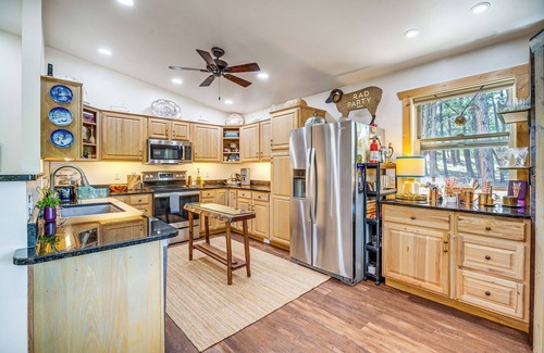 Westcliffe Cabin | Cabin w/Hot Tub, Deck & Mtn Views in Westcliffe!