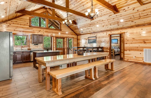 Caton Cabin | Cabin w/private indoor pool, hot tub, game room, & free attraction tickets