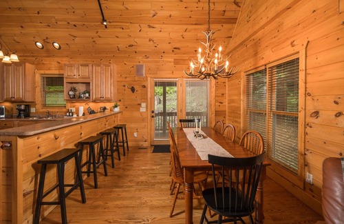 Boone Cabin | Cabin with Amazing Mountain Views*Hot tub*Fire pit