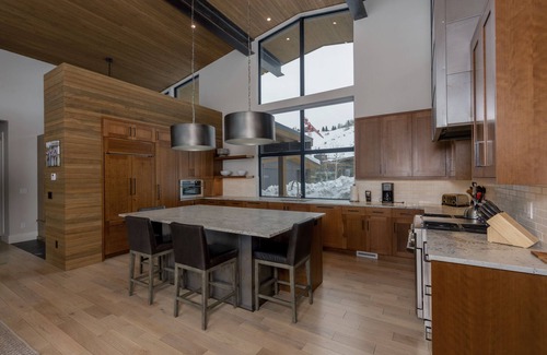 Hoback Junction House | Cabin with Club Access - Snake River Sporting Club