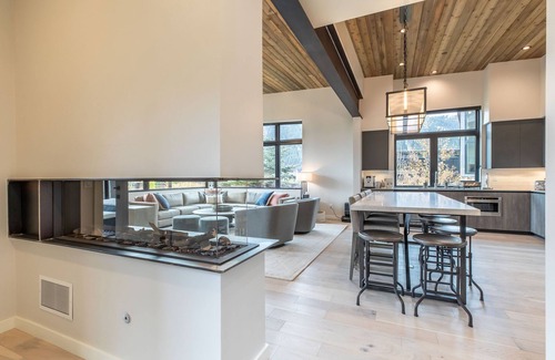 Hoback Junction House | Cabin with Club Access - Snake River Sporting Club