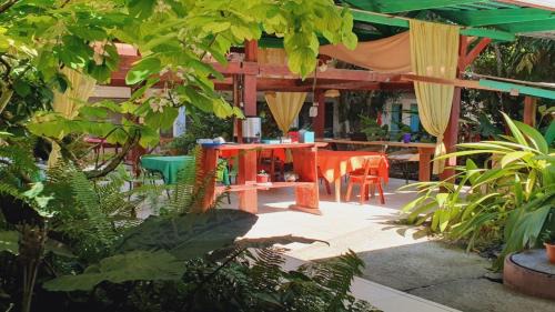 Cahuita Cabin | Cabinas Palmer Makanda
