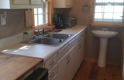 Del Rio Cabin | Cabins at Brush Creek Mtn - Falcons Nest