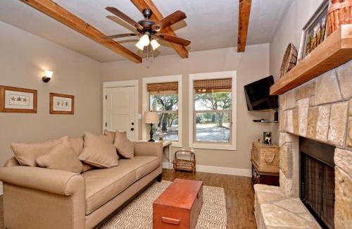Wimberley House | Cabins at Flite Acres - Texas Sage