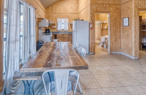 Concan Cabin | Cabins by the Frio River - River Rock Cabin #1
