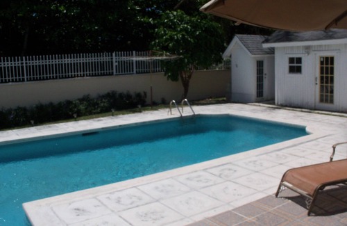 Westward Villas Subdivision House | Cable Beach 2 bedrooms - brand new with pool