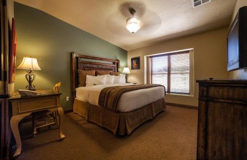 Zion National Park South Entrance Cabin | Cable Mountain Lodge