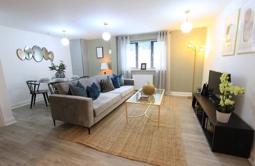 Filton Apartment | Cabot Mews Apartment 2 - Hopewell