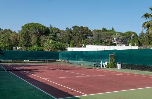 Biot Villa | CABOTS Villa Moderne Tout Confort Grand Jardin & Piscine
