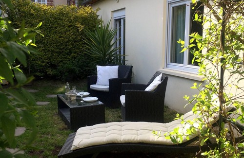 Cabourg Cottage | CABOURG CITY CENTER. Cottage 35m², house on garden 40m² facing south. Comfort