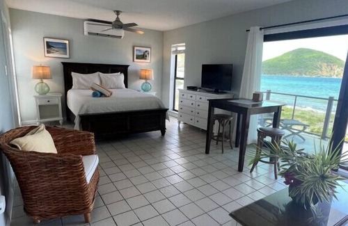 Nazareth Condo | Cabrita By The Sea- Waterfront Studio