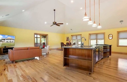 Berkeley Springs House | Cacapon Cottage-Pet Friendly
