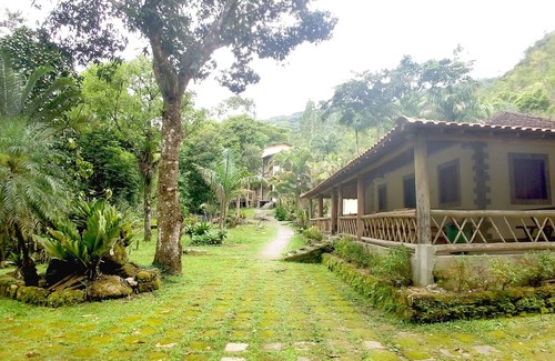 Sana Apartment | Cachoeiras, Piscína, Toboágua, Sauna e Sol na Serra de Sana. Seu Retiro é Aqui!