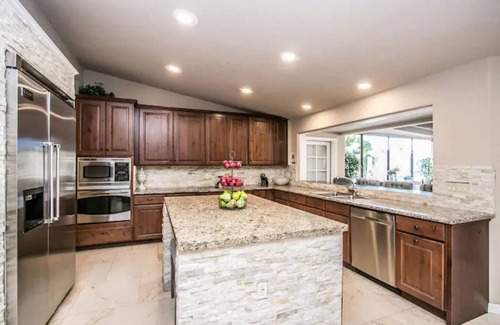 Village Estates House | Cactus Casa! Pool/spa, game room, Putting Grn, 8 Bdr