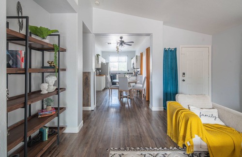 Countryside House | Cactus oasis in Suburban Phoenix