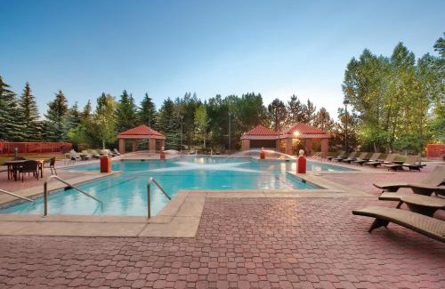 Jackpot Hotel | Cactus Petes Resort & Horseshu Hotel
