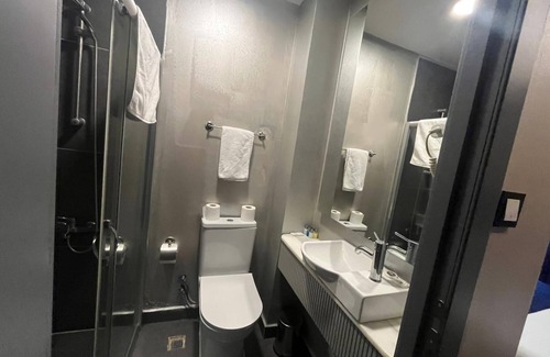 Bahcelievler Mahallesi Hotel | Cadde 7 Otel