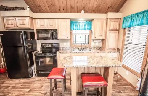 Jefferson House | Caddo Lake Retreat & Boat Ramp