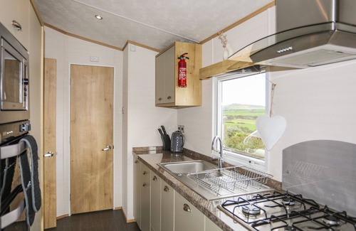 Aberdaron Cottage | CAE'R WYLAN, pet friendly, country holiday cottage in Aberdaron