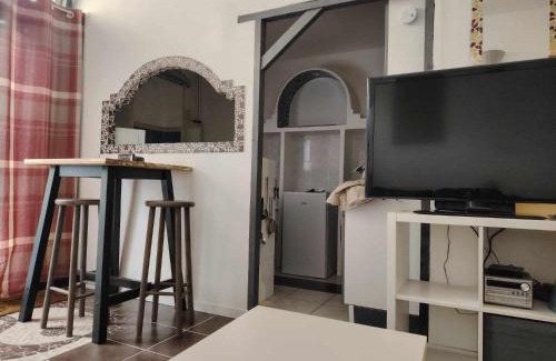Saint-Jean Apartment | CAEN PORT CENTeR