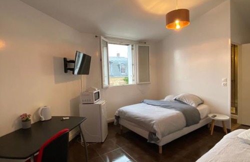 Bessancourt Hotel | Café de la Gare